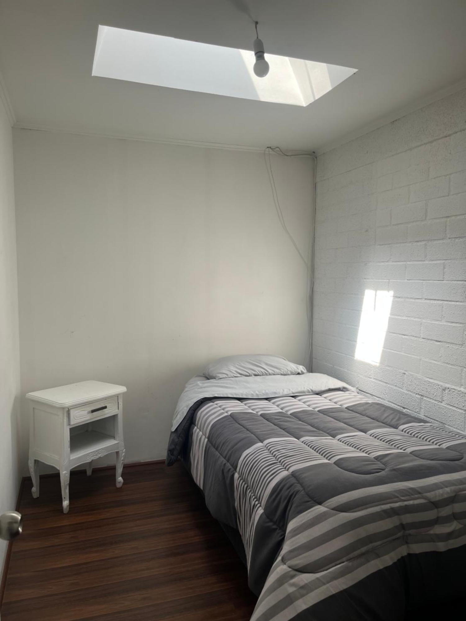 Hostel Tu Espacio Re - Habitaciones Cerca Del Aeropuerto 圣地亚哥 外观 照片